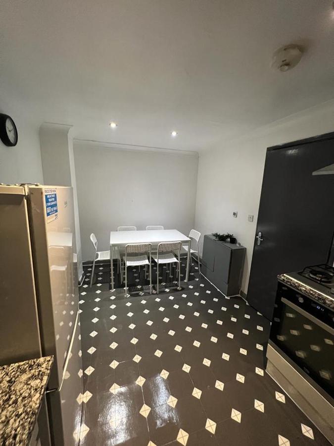 3 Bedroom Flat In King'S Cross, St Pancras'S. 8 People ロンドン エクステリア 写真